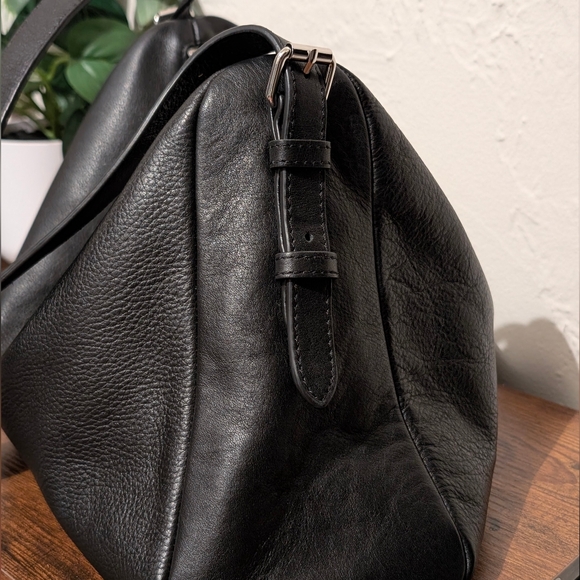 The Horse Lottie Bag in Black Leather - Picture 13 of 16